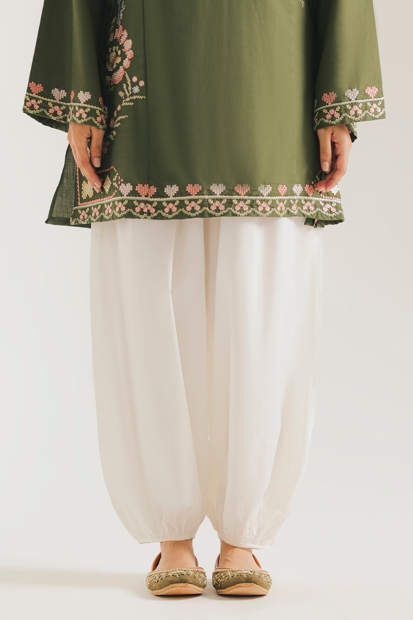 SHALWAR (E9629-102-001)