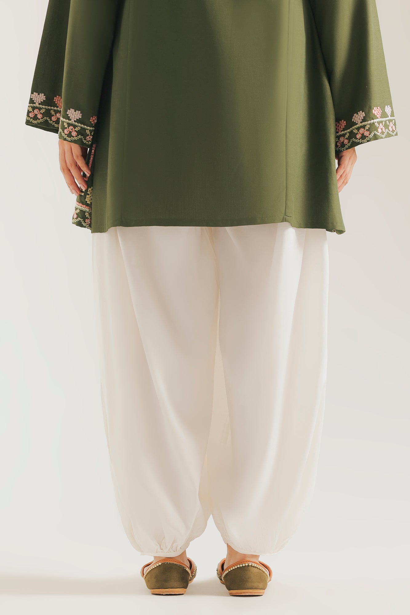 SHALWAR (E9629-102-001)