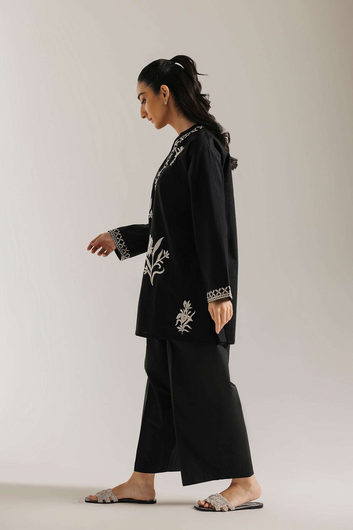 EMBROIDERED KURTI (E9693-102-902)