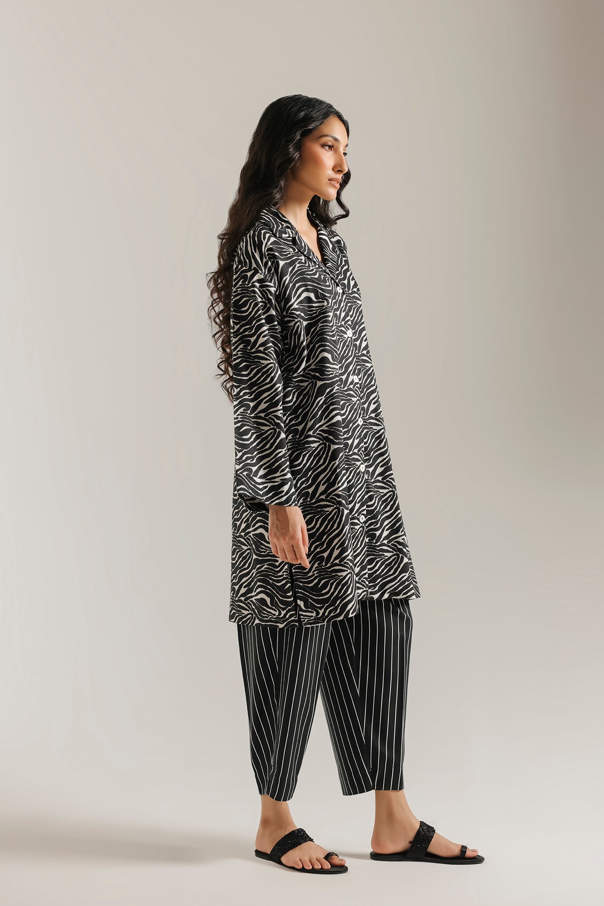 PRINTED SUIT (E9831-102-001)