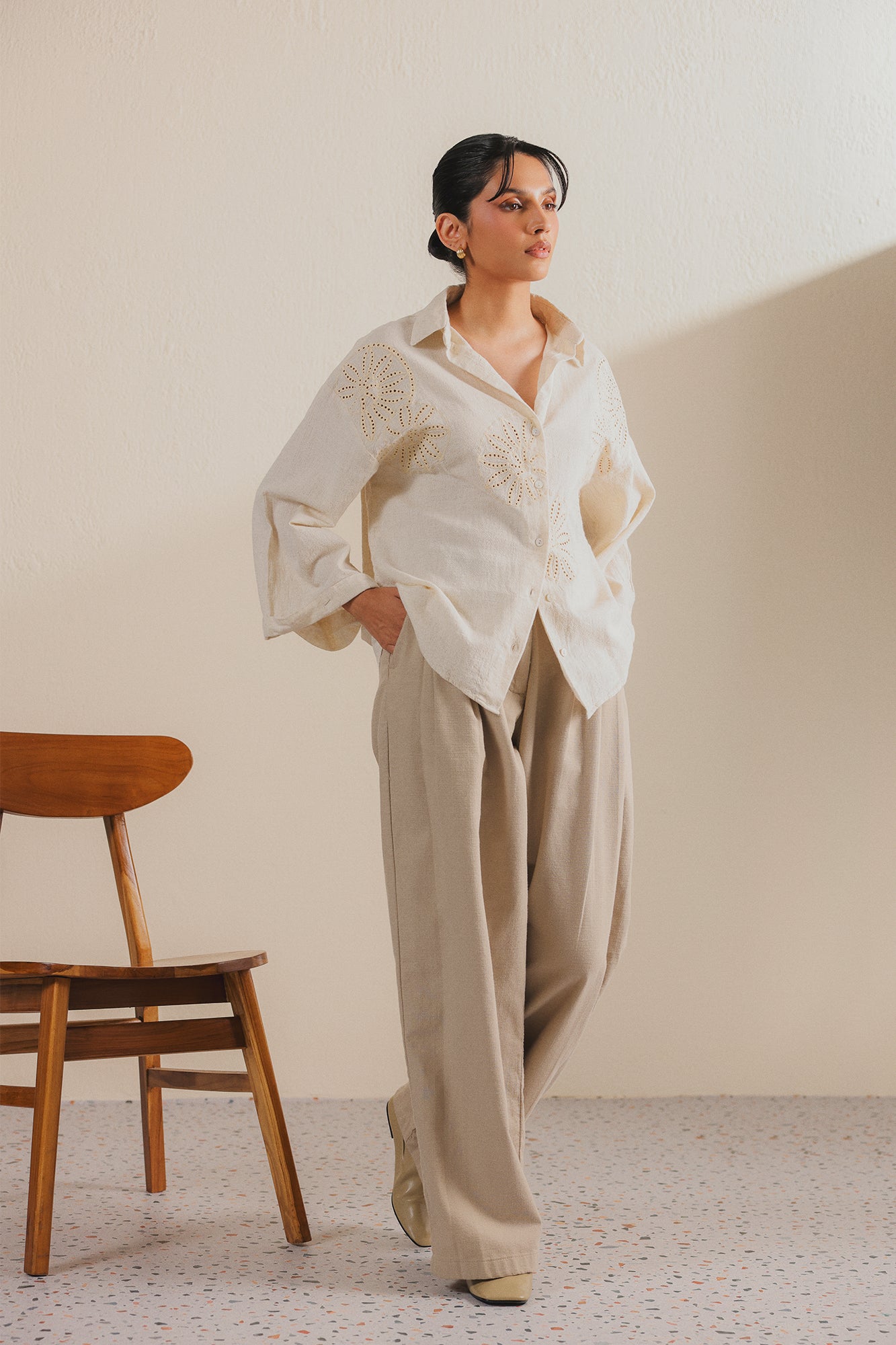 EMBROIDERED SHIRT (E3461/108/001)