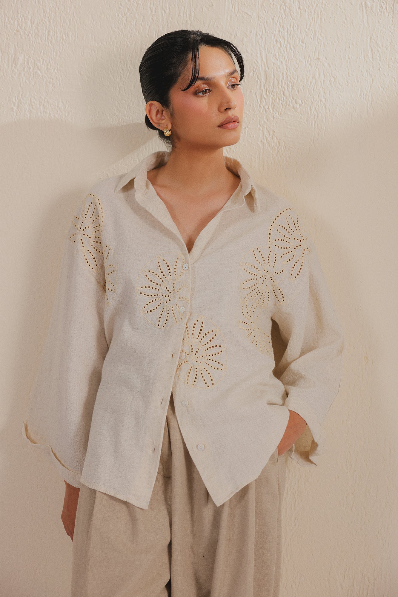 EMBROIDERED SHIRT (E3461/108/001)