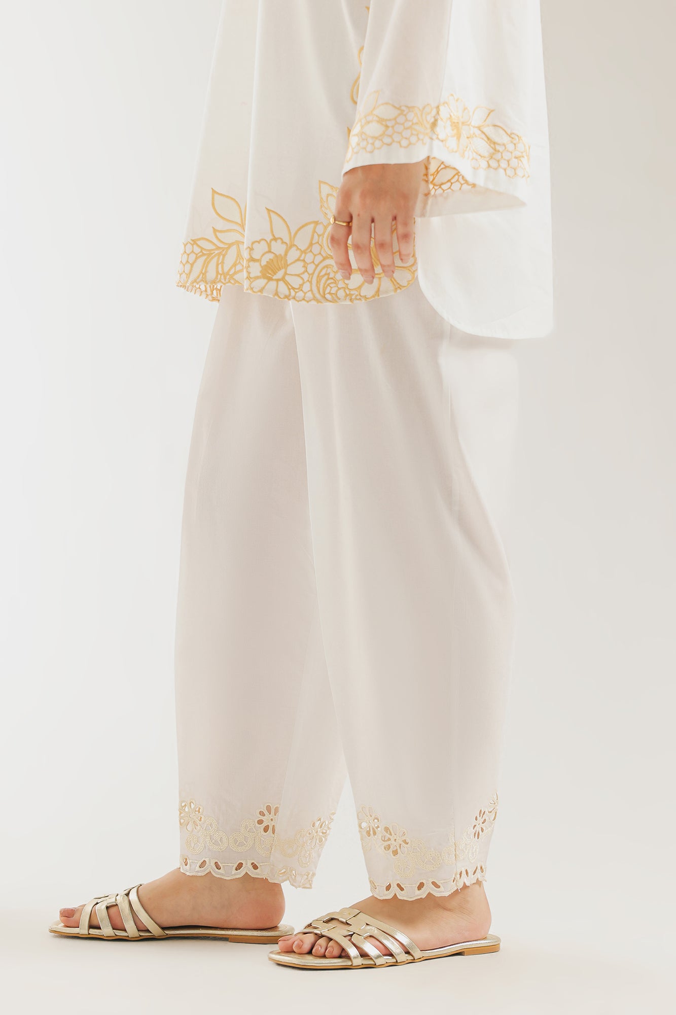 SHALWAR (S10E6507/102/002)