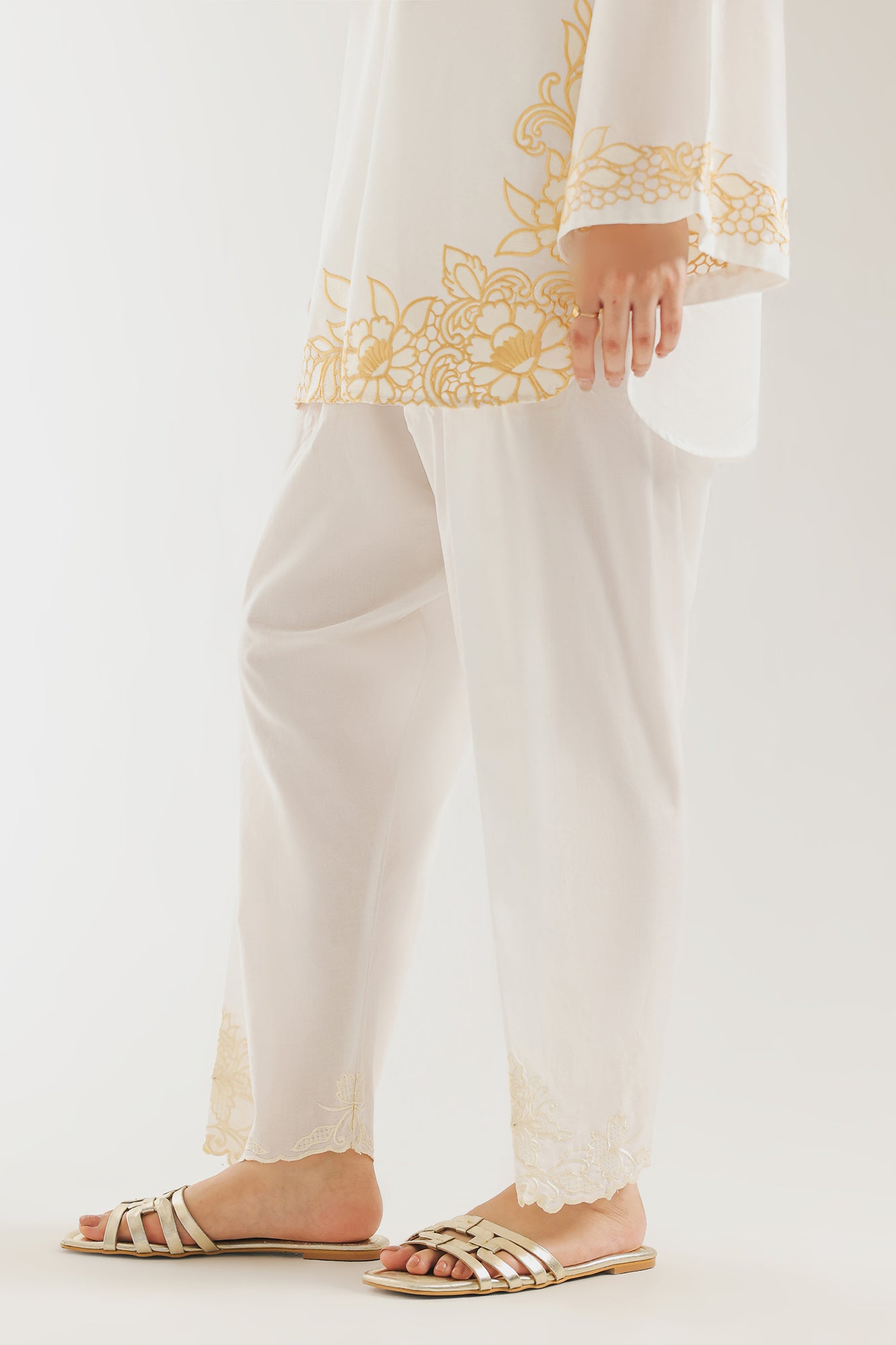 SHALWAR (S10E6508/102/001)