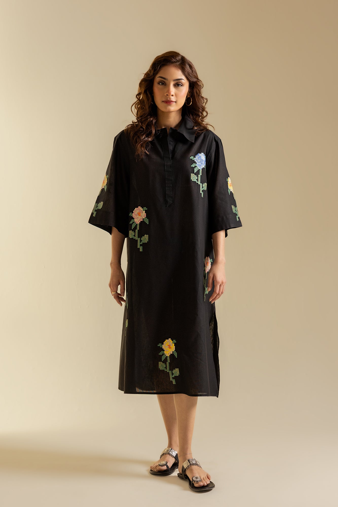 EMBROIDERED DRESS (S2E0439/119/902)