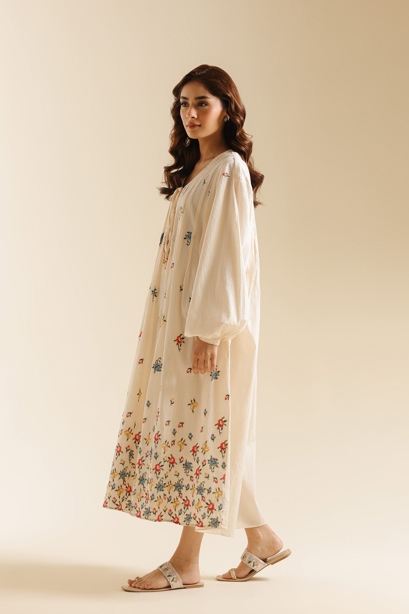 DRESS (S2E0487/119/002)