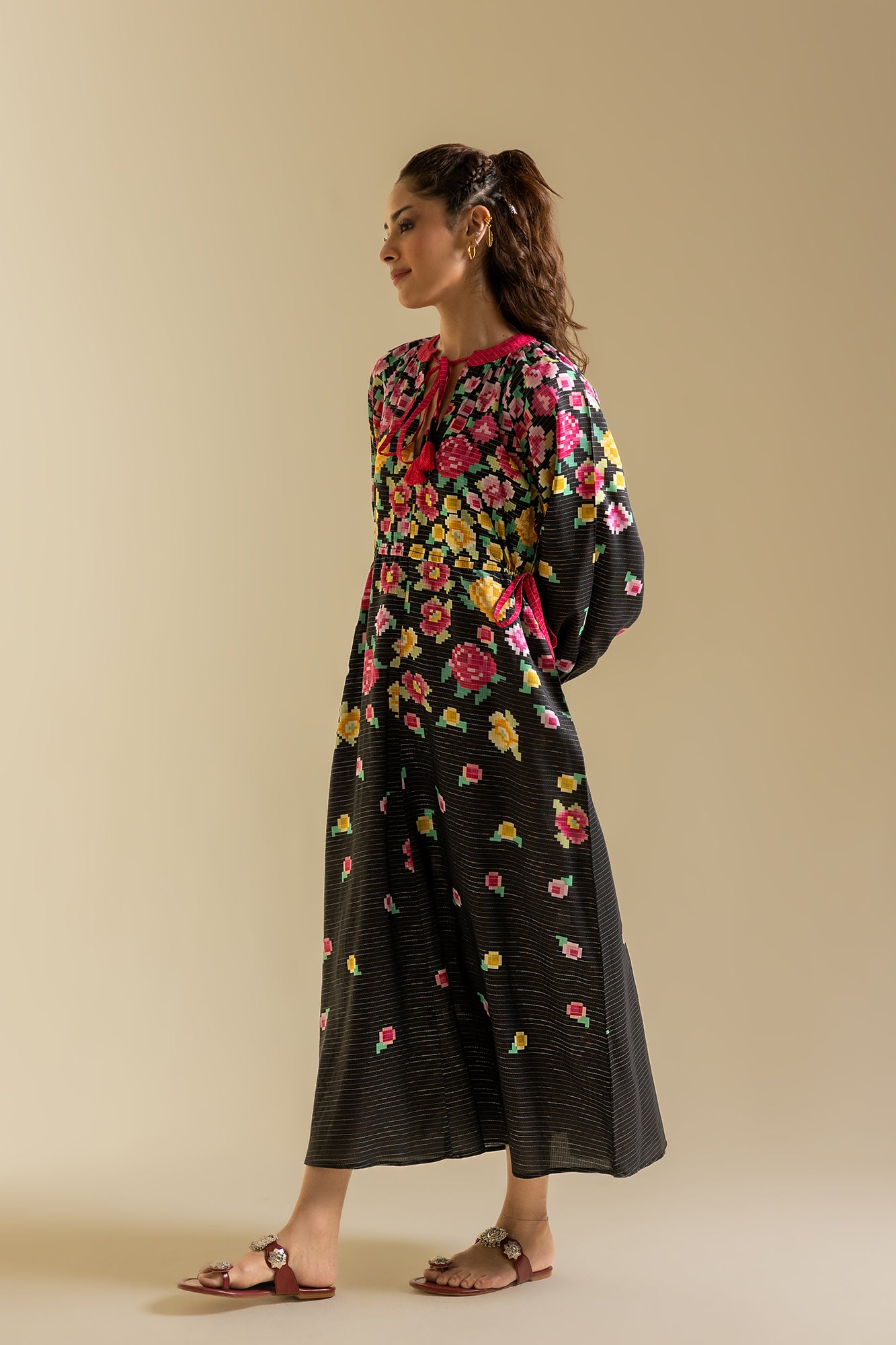 DRESS (S2E0498/119/902)