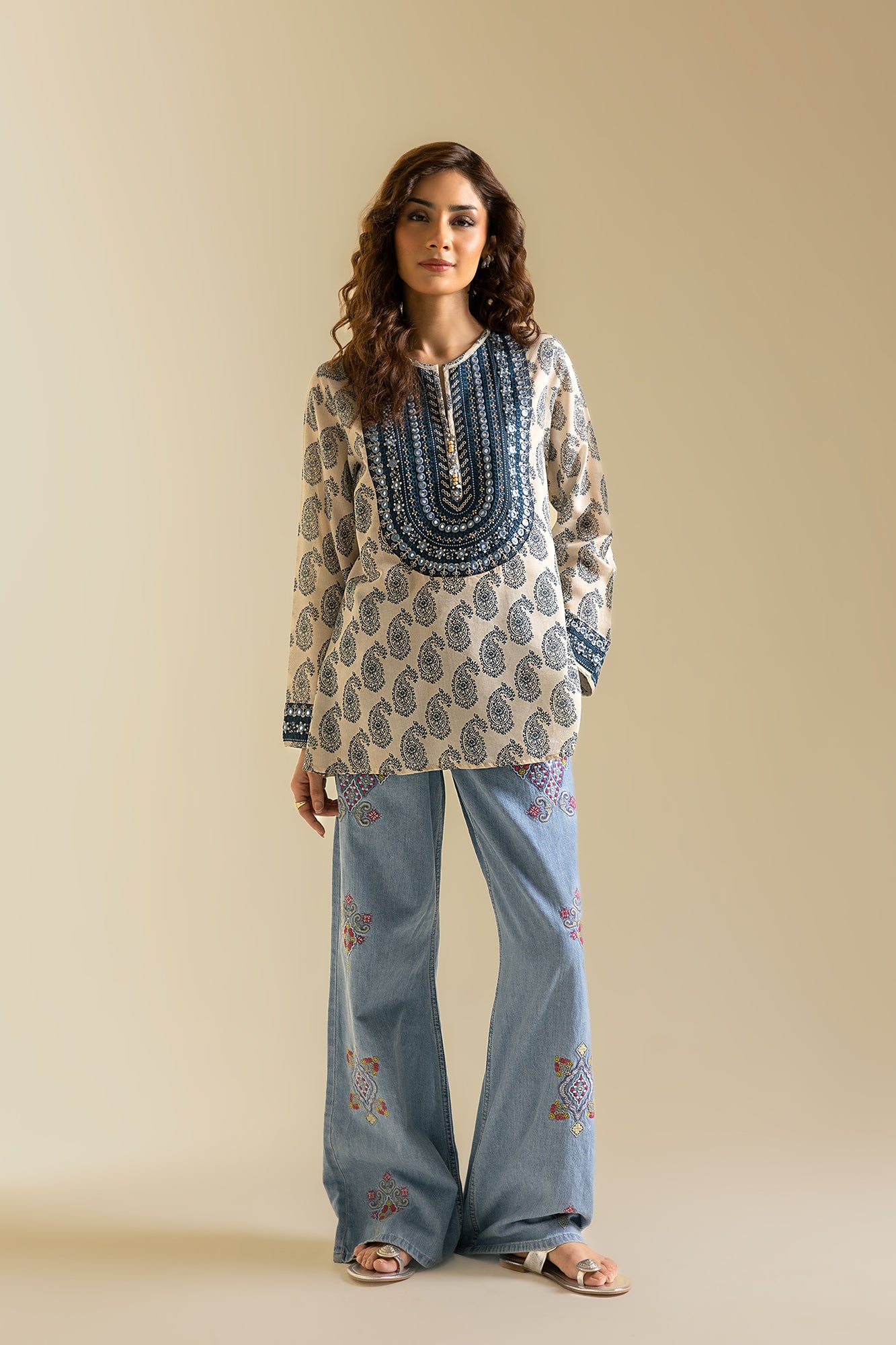 KURTI (S3E0519/119/006)
