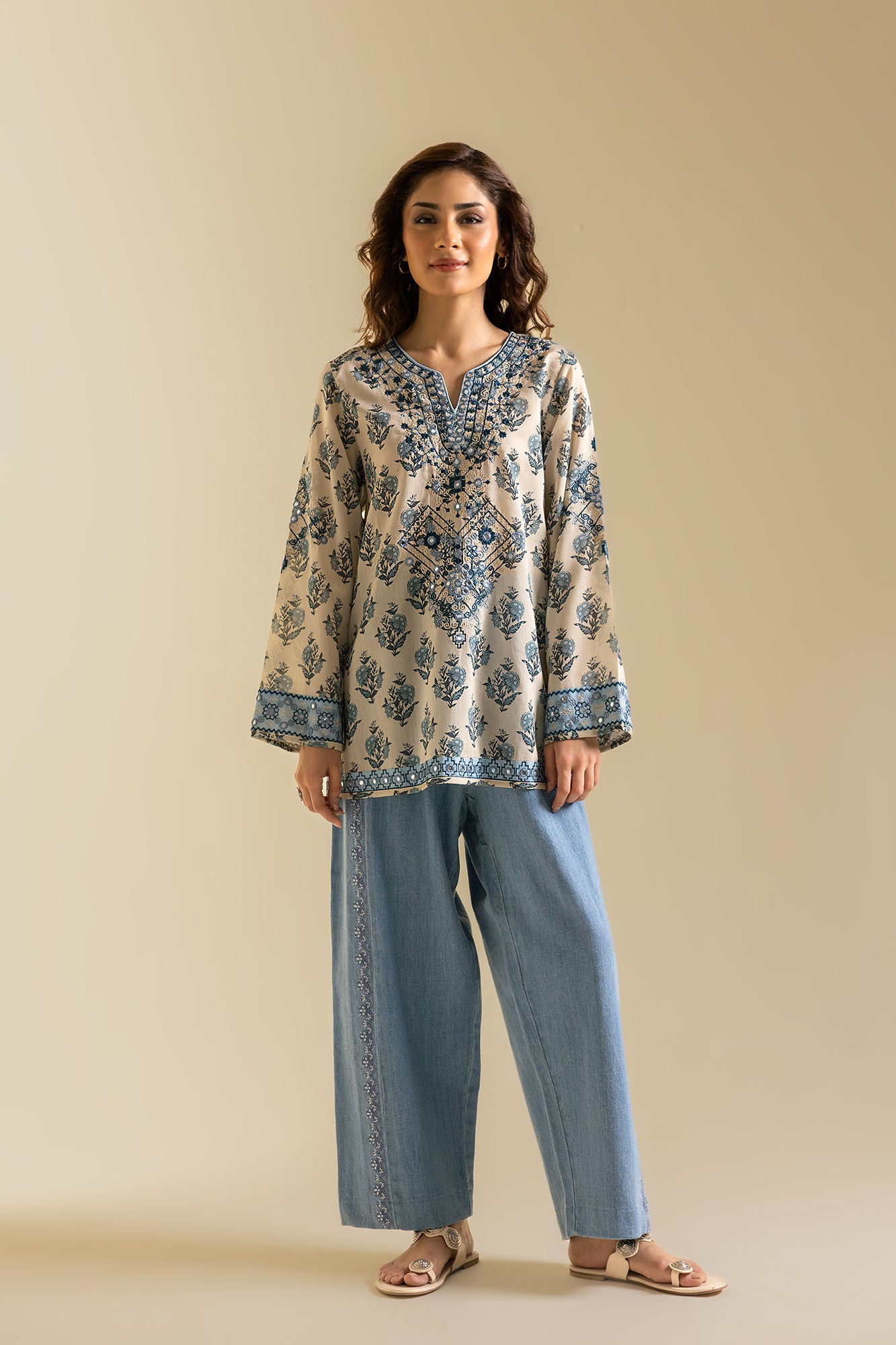 KURTI (S3E0524/119/006)