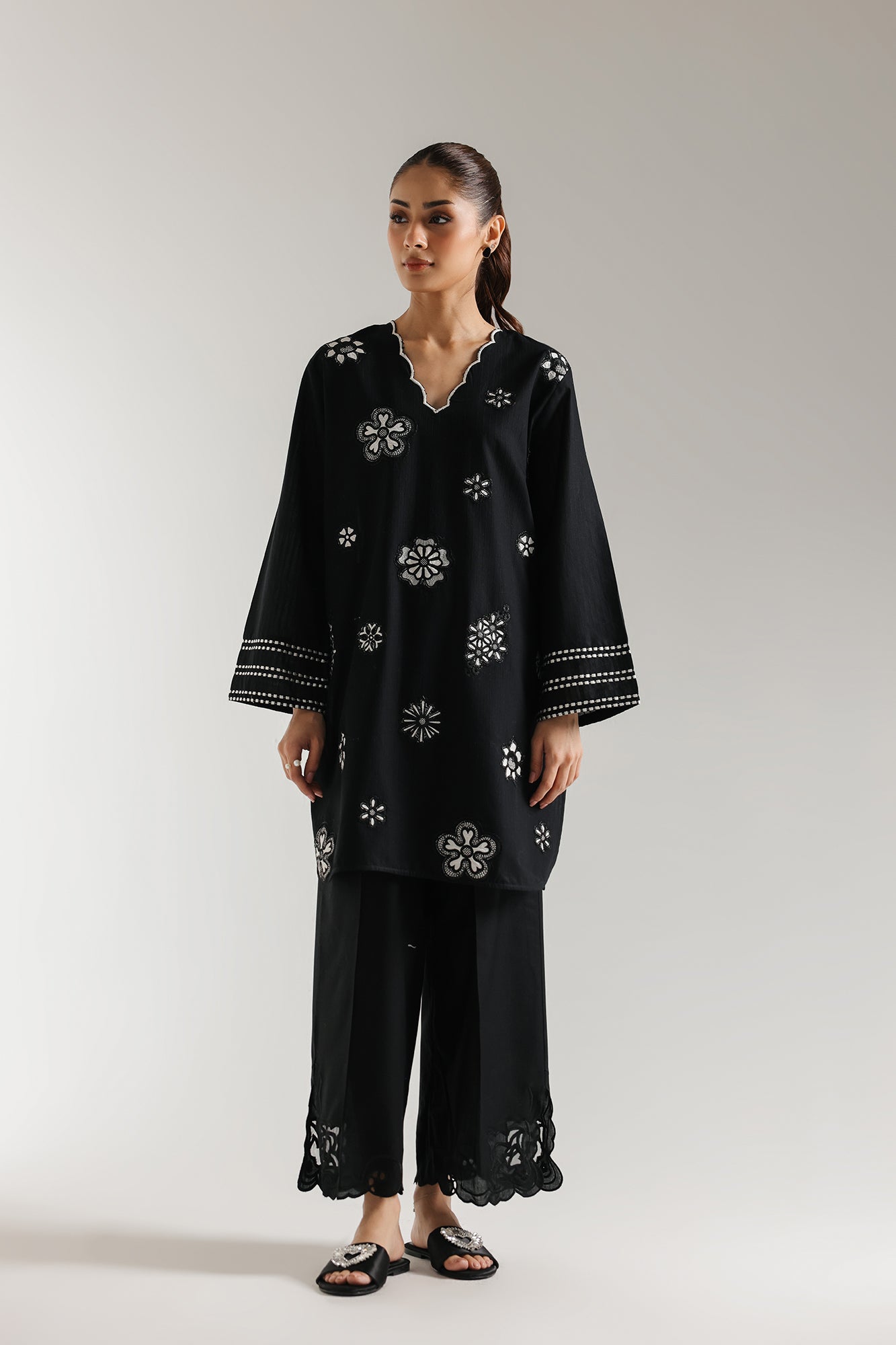 EMBROIDERED SHIRT (S4E6371/102/902)