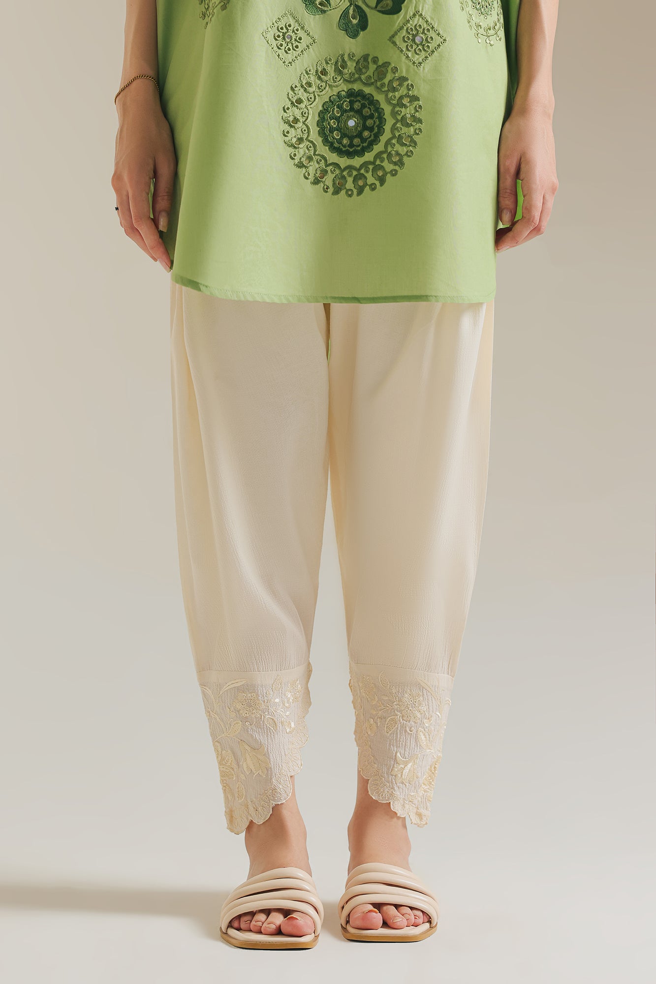 TULIP SHALWAR (S5E6487/102/002)