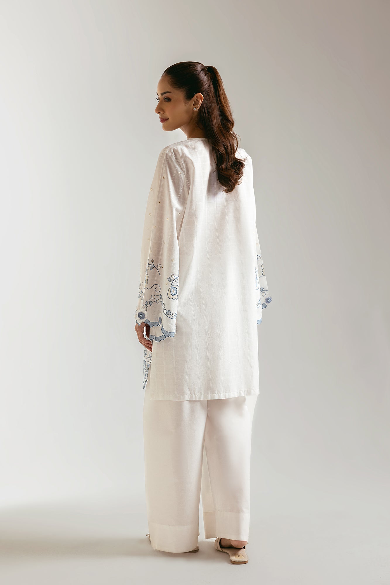 EMBROIDERED SHIRT (S6E6455/102/001)