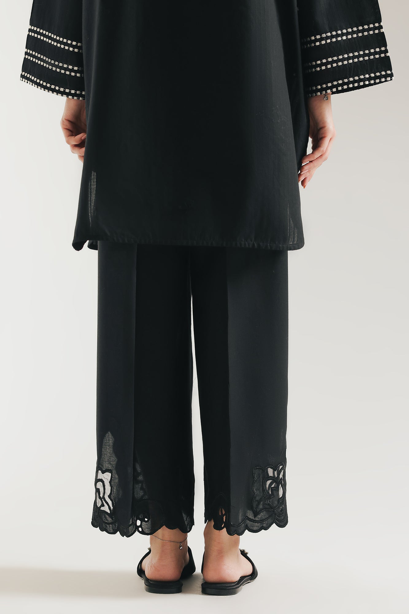 EMBROIDERED TROUSER (S6E6491/102/902)