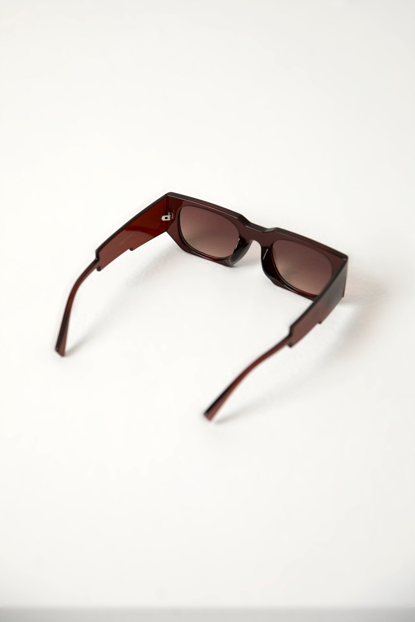 SUNGLASSES (E0028/111/801)