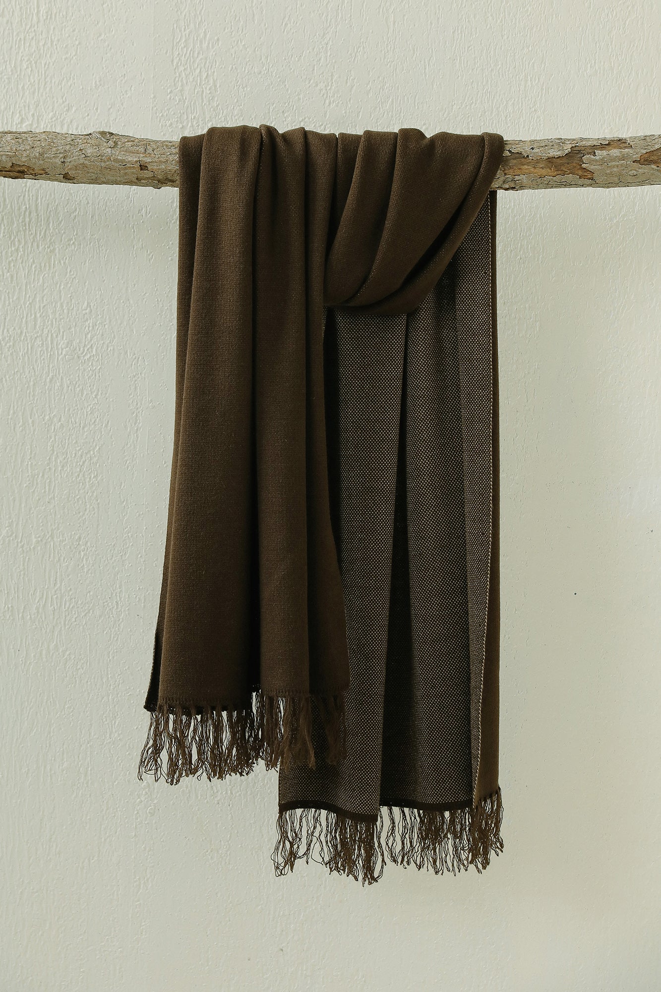 KNITTED SHAWL (E0074/111/116)