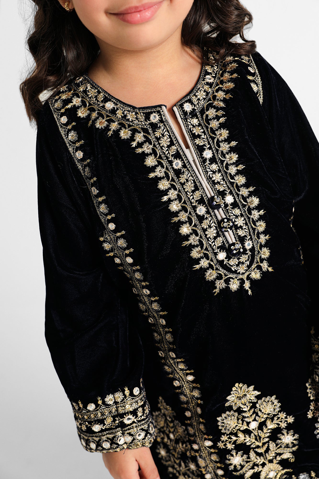 EMBROIDERED SUIT (E0135/404/619 E0135/304/619)