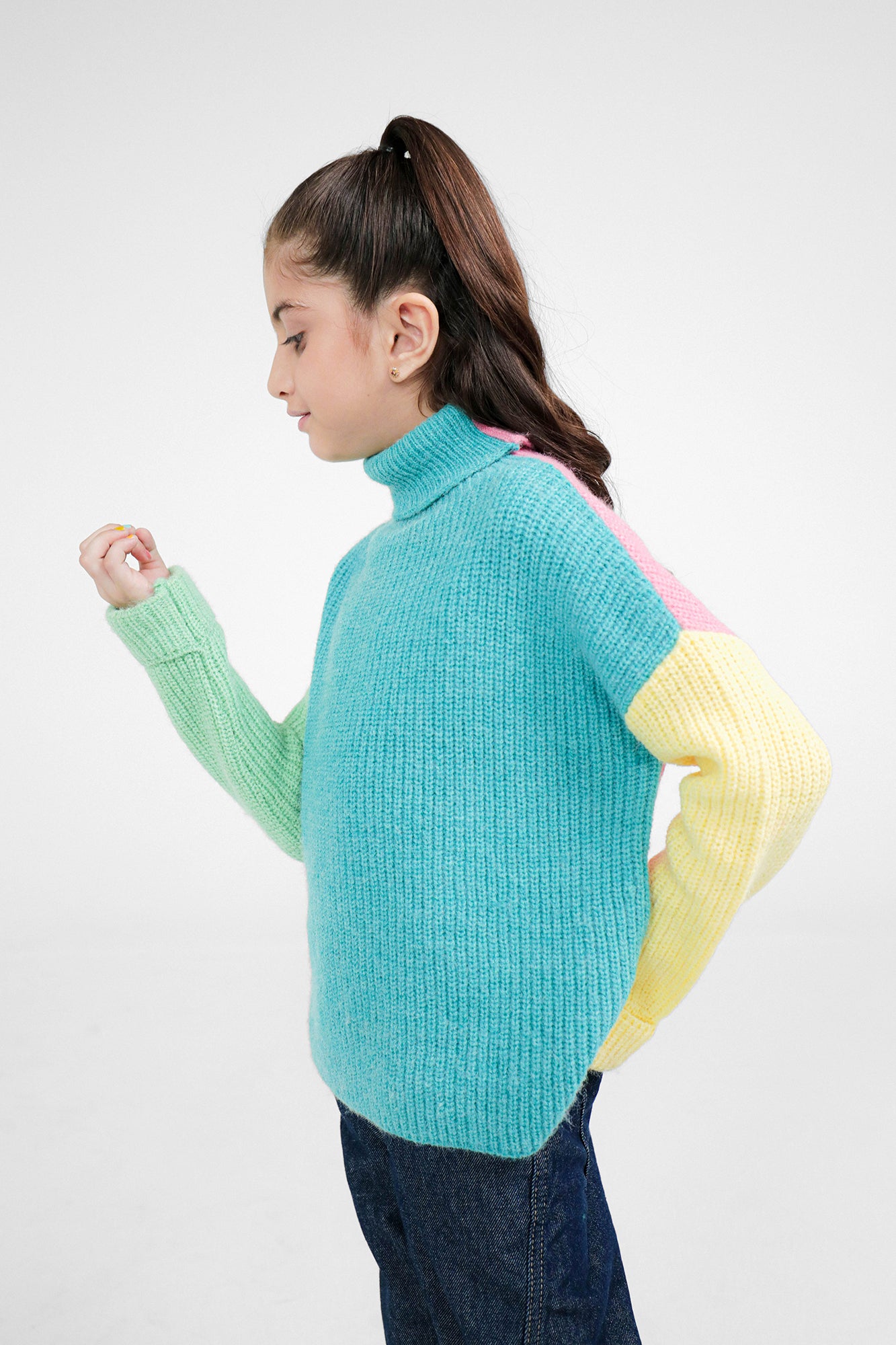 SWEATER (E0383/401/607)