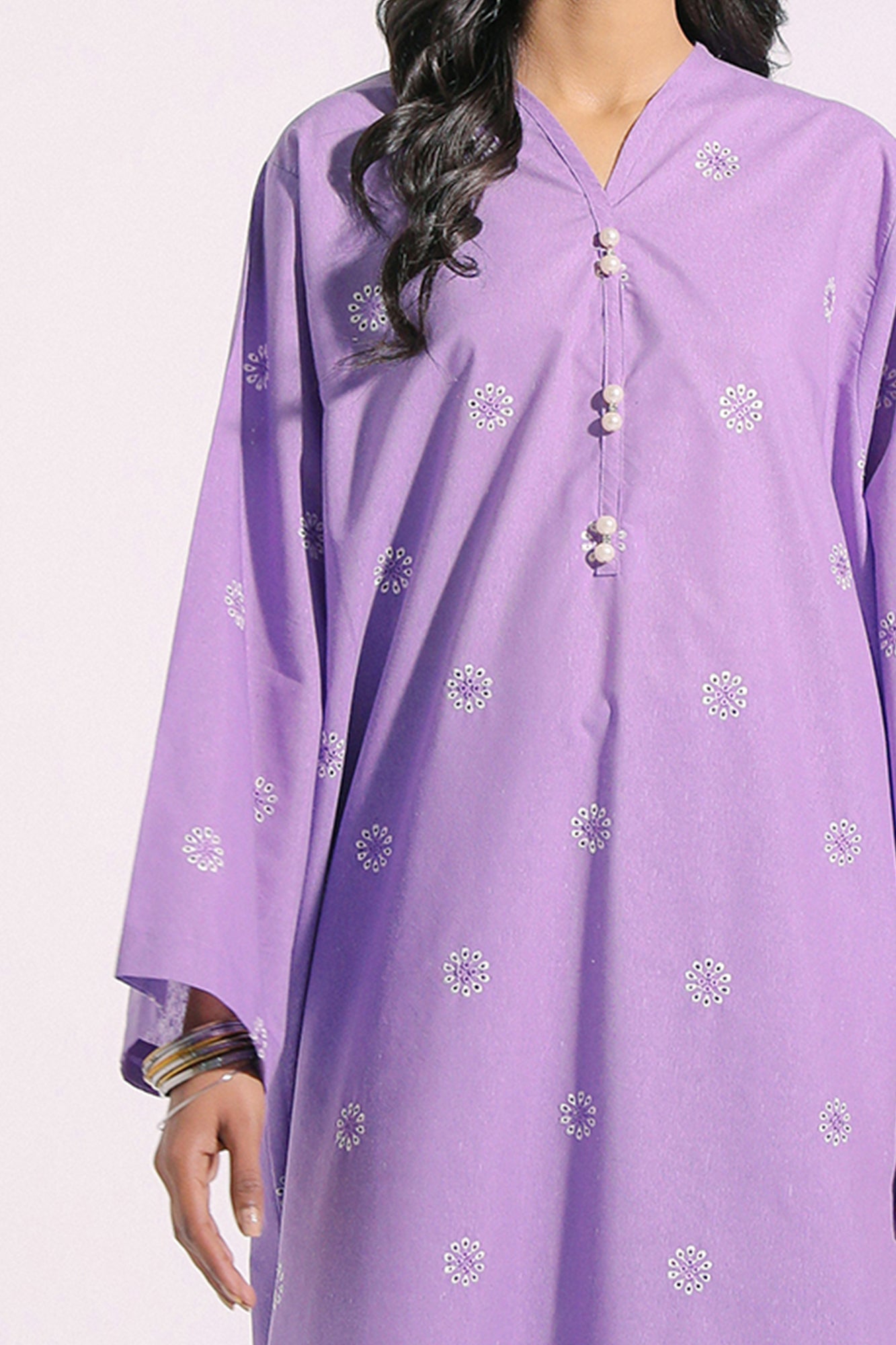 EMBROIDERED SUIT (E1753/102/510)